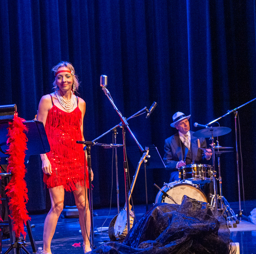A live roaring 20's 5-piece band